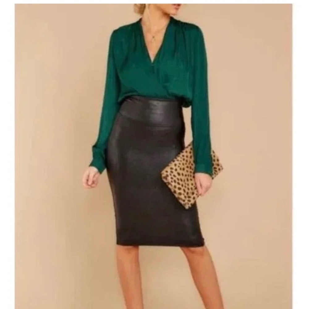 SPANX Black High Rise Faux Leather Pencil Straight Skirt Medium